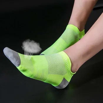 Дышащие красочные короткие носки Летние Нейлоновые спортивные носки с мелким вырезом, впитывающие пот, Мужские чулочно-носочные изделия, Носки до щиколотки