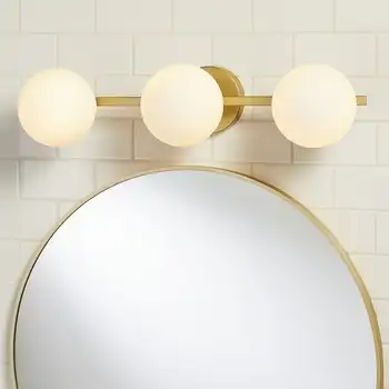 Светильник для туалетного столика из матового стекла 3Light из полированной латуни В комплекте 3T6 лампочек